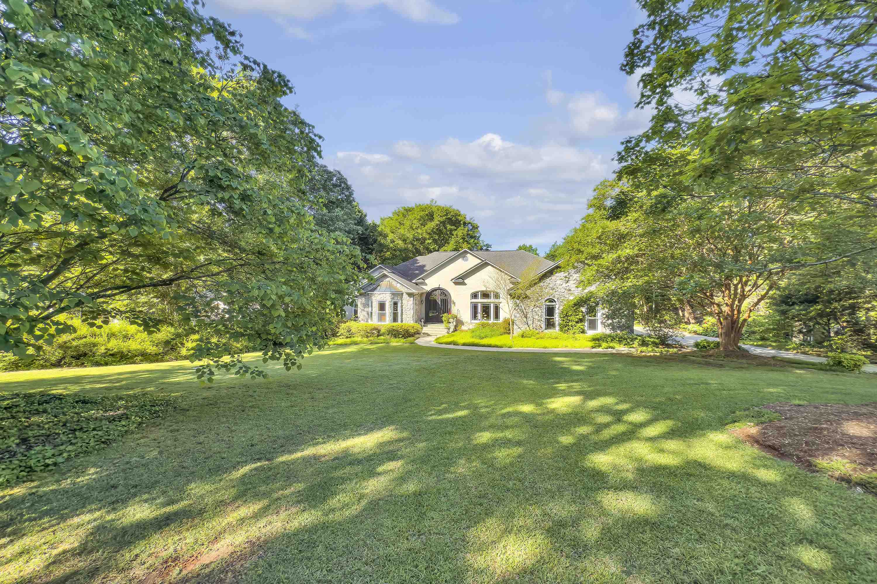 Property Photo: 501 River Crest Drive SC 29334