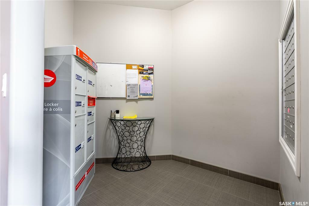 Property Photo: 227 Pinehouse Drive 203 SK S7K 6N9
