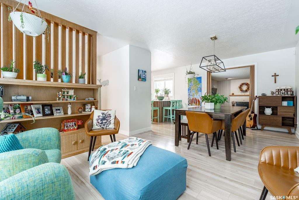 Photo de la propriété: 2513 Ewart Avenue SK S7J 1Y7