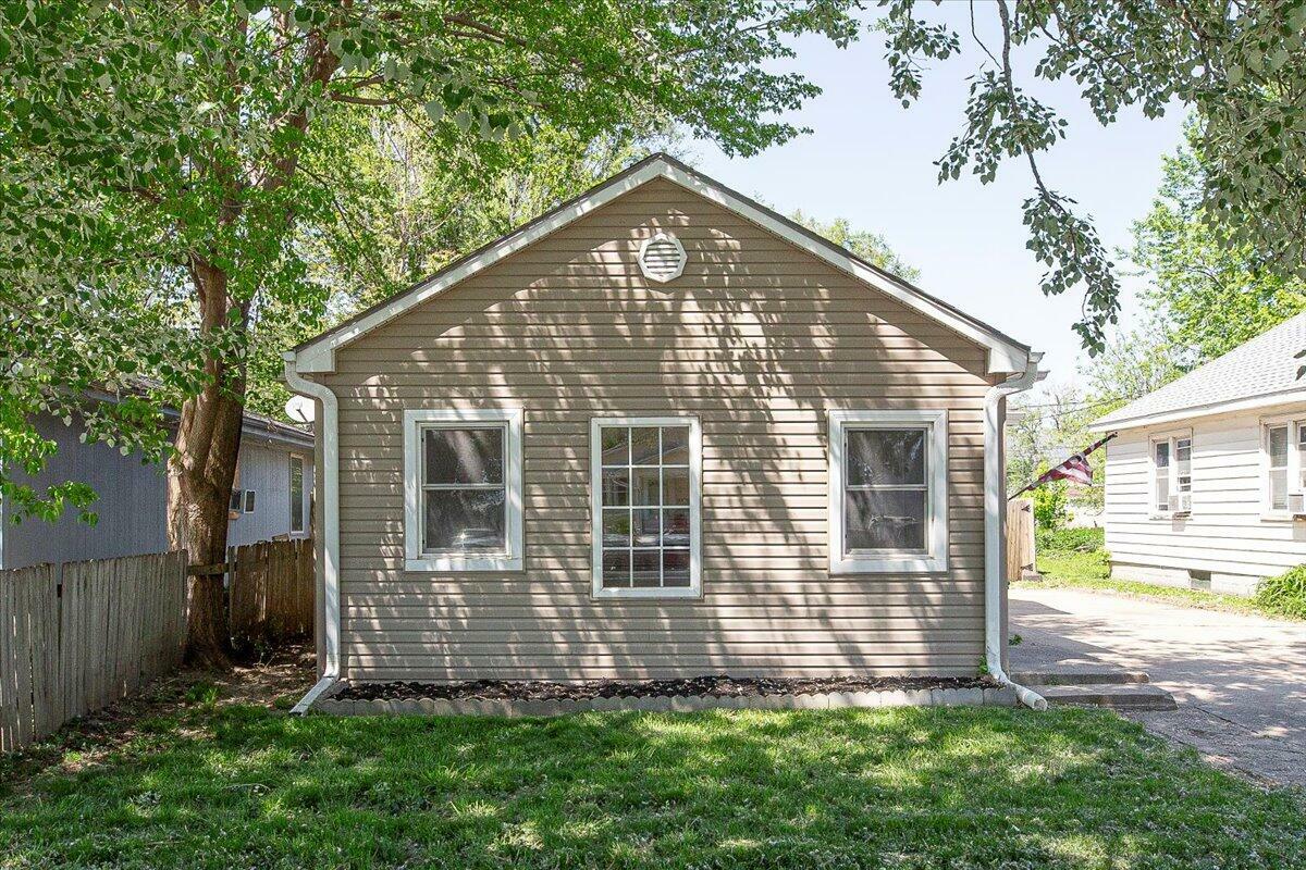 Property Photo: 1418 3rd Avenue IA 51501