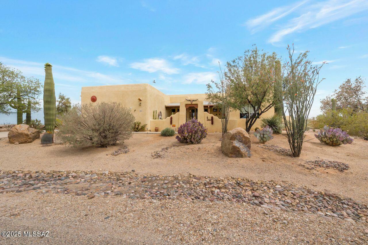 Property Photo: 7871 W Tree Frog Trail AZ 85735