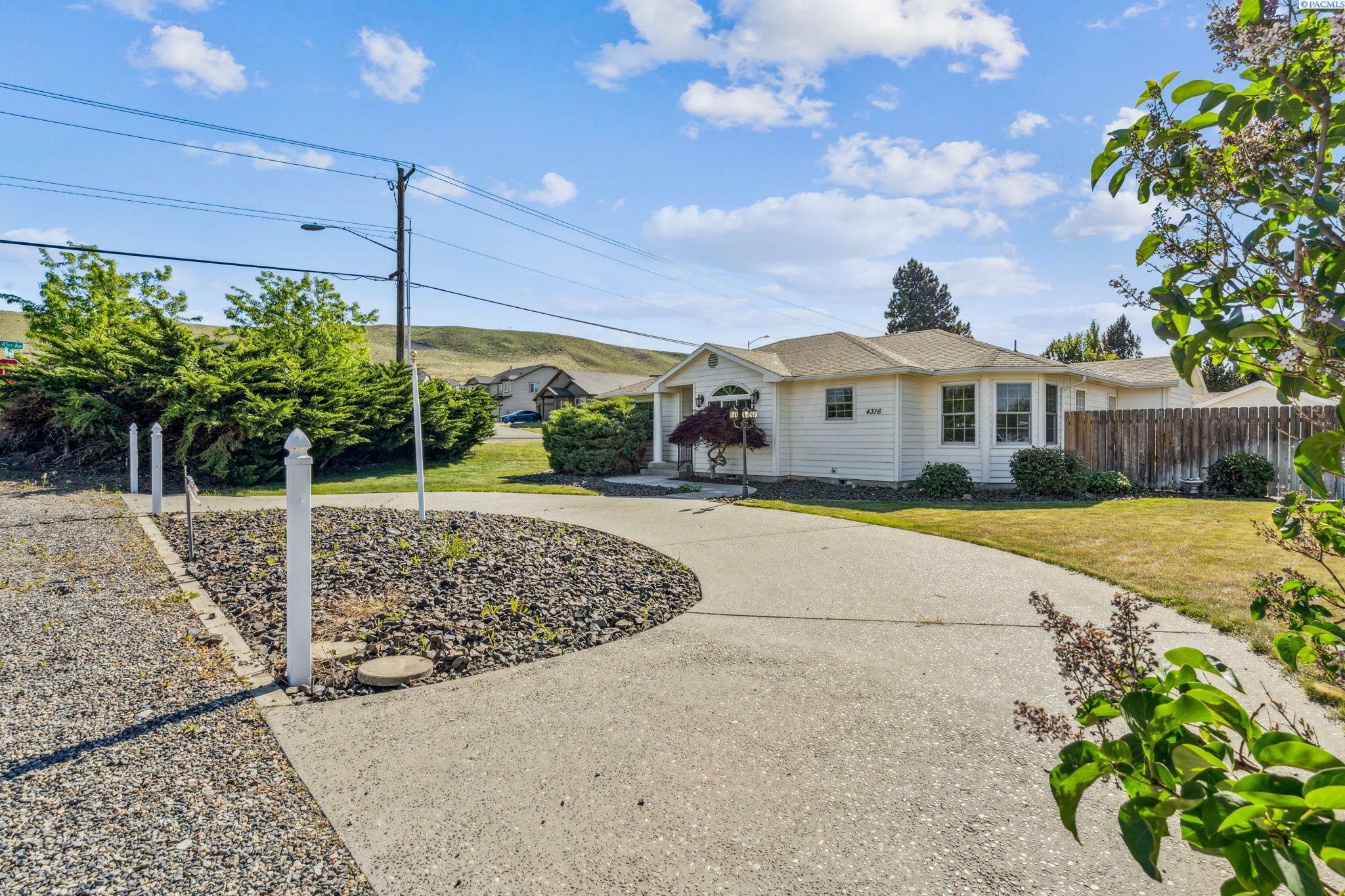 Property Photo: 4316 S Vancouver WA 99337