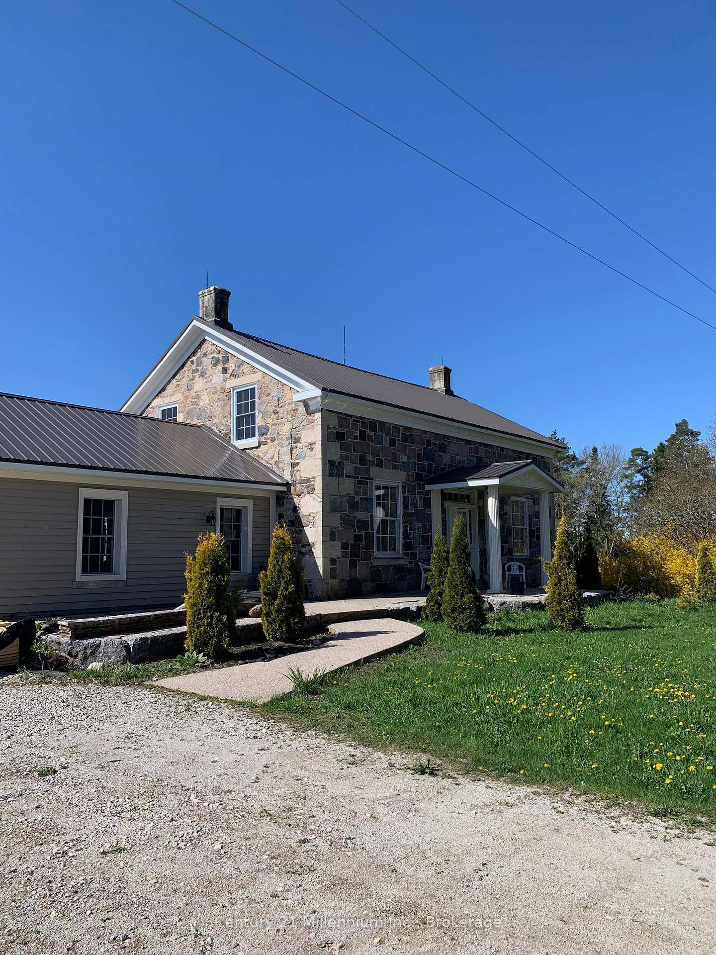 Property Photo: 264094 Sideroad 24 Concession ON N0H 1B0