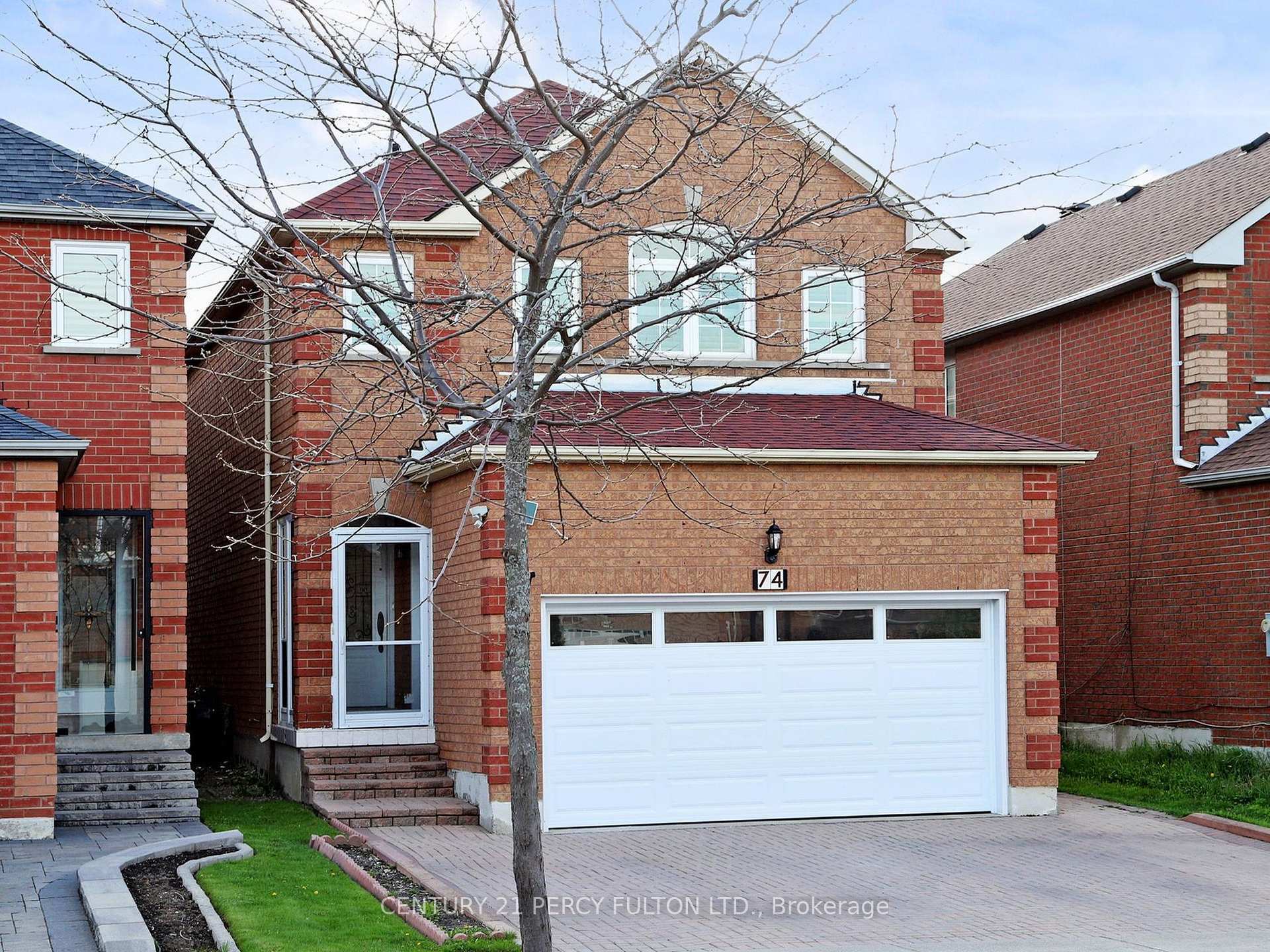 74 Doubtfire Crescent  Markham ON L3S 3V4 photo