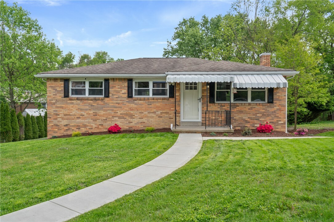 Property Photo: 13680 Harriet Dr PA 15642