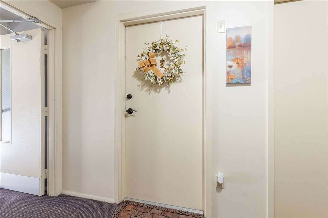 Property Photo: 329 Ridge Point Cir 33 PA 15017
