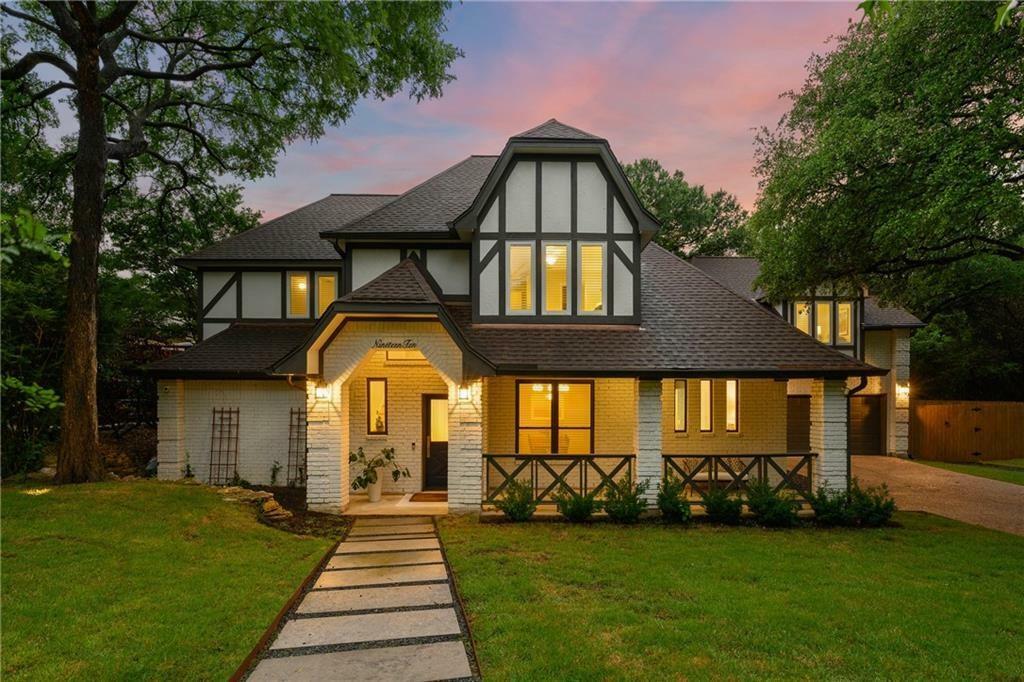 Property Photo: 1910 Holly Hill Drive TX 78746