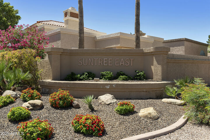 Property Photo: 9484 N 105th Place AZ 85258