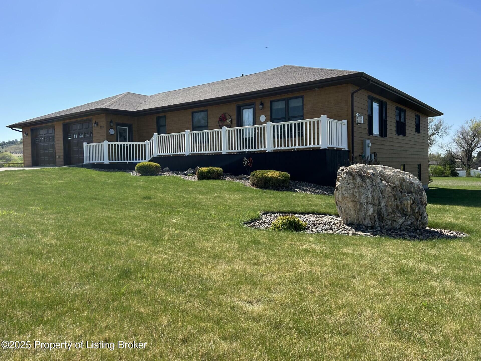 Property Photo:  199 N 11th Avenue  ND 58639 