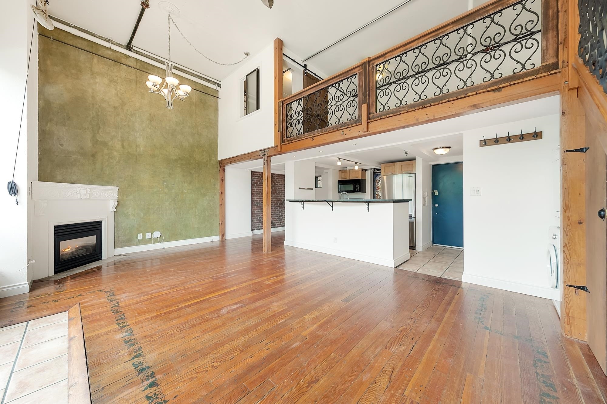 Property Photo: 2001 Wall Street 215 BC V5L 5E4