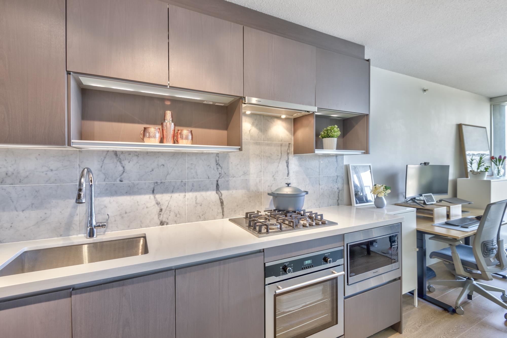 Property Photo: 13696 100 Avenue 2910 BC V3T 0L5