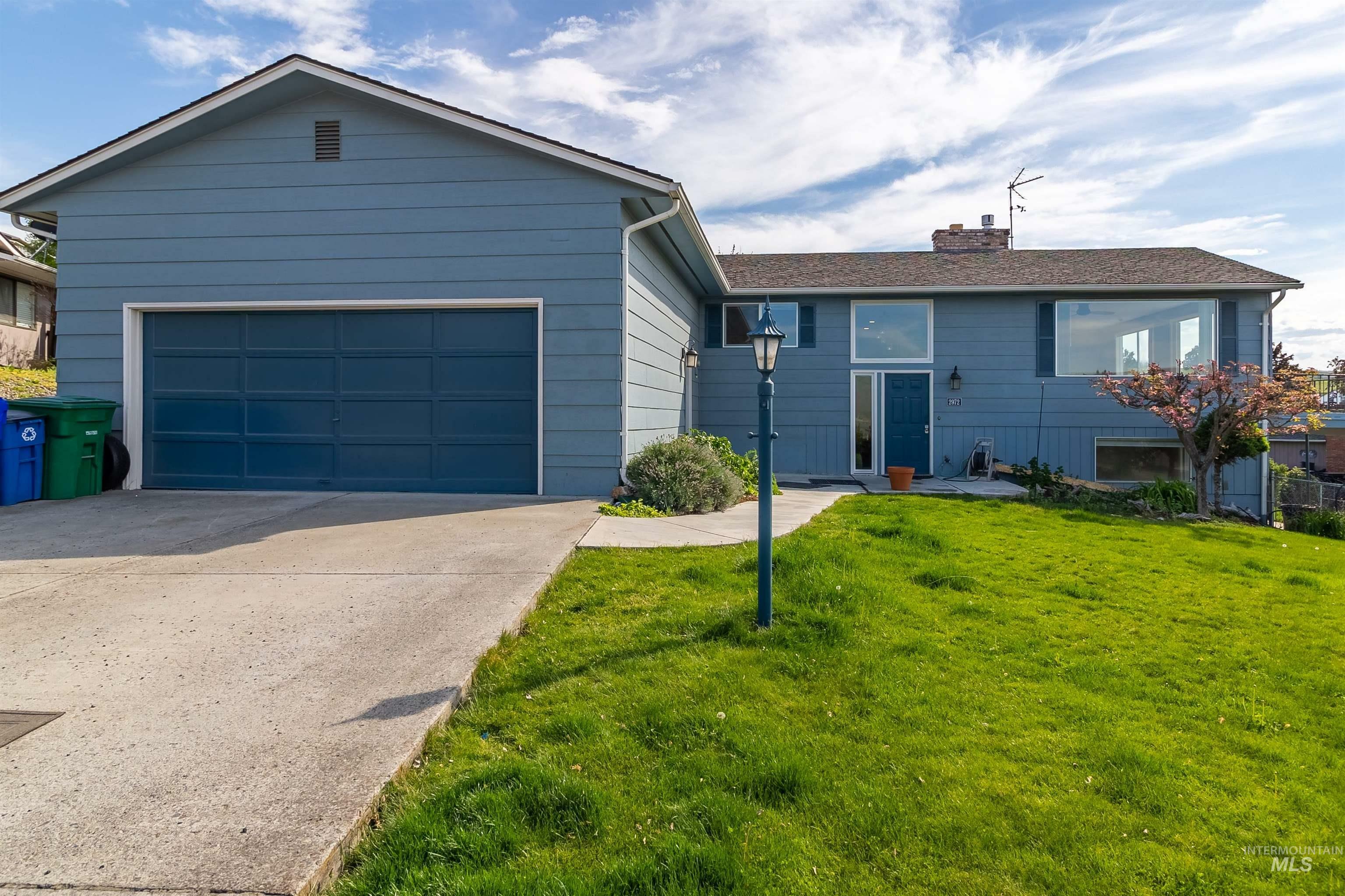 Property Photo:  2972 Riverview Terrance  ID 83501 