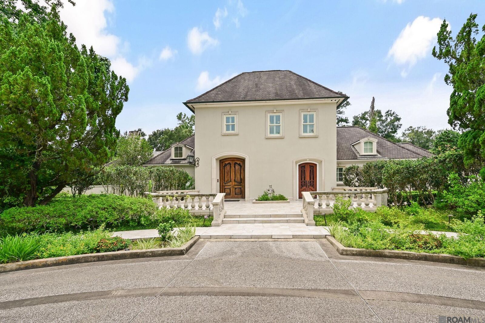 Property Photo:  6326 Highland Rd  LA 70808 