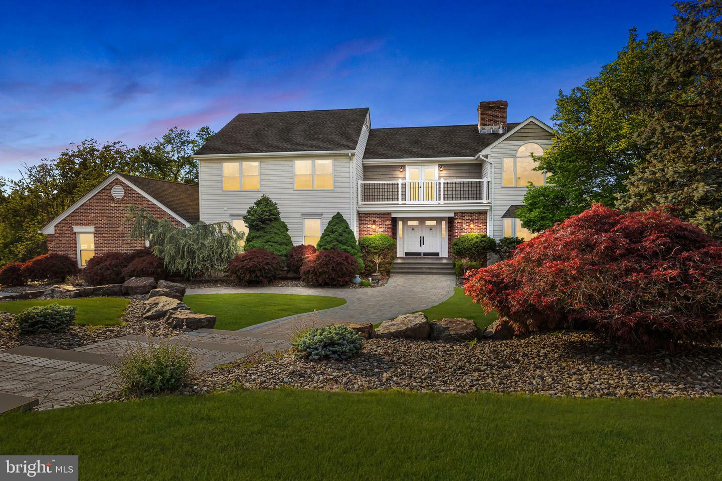 Property Photo:  152 Hickory Corner Road  NJ 08848 