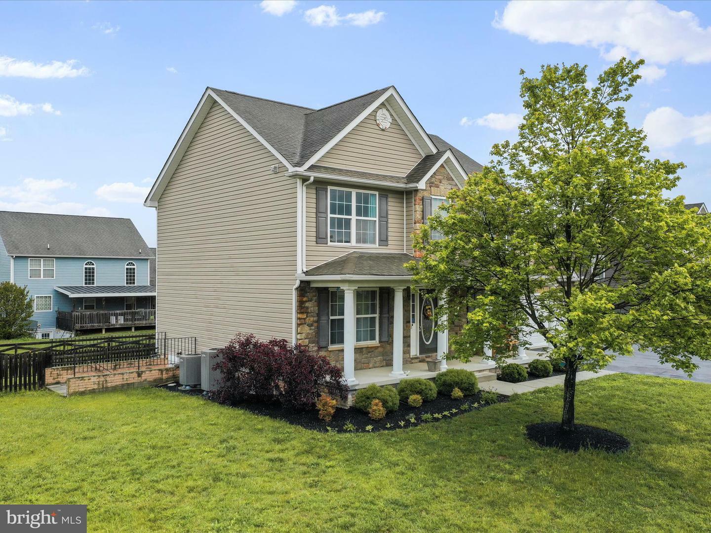 Property Photo: 19 Balmoral Lane WV 25404