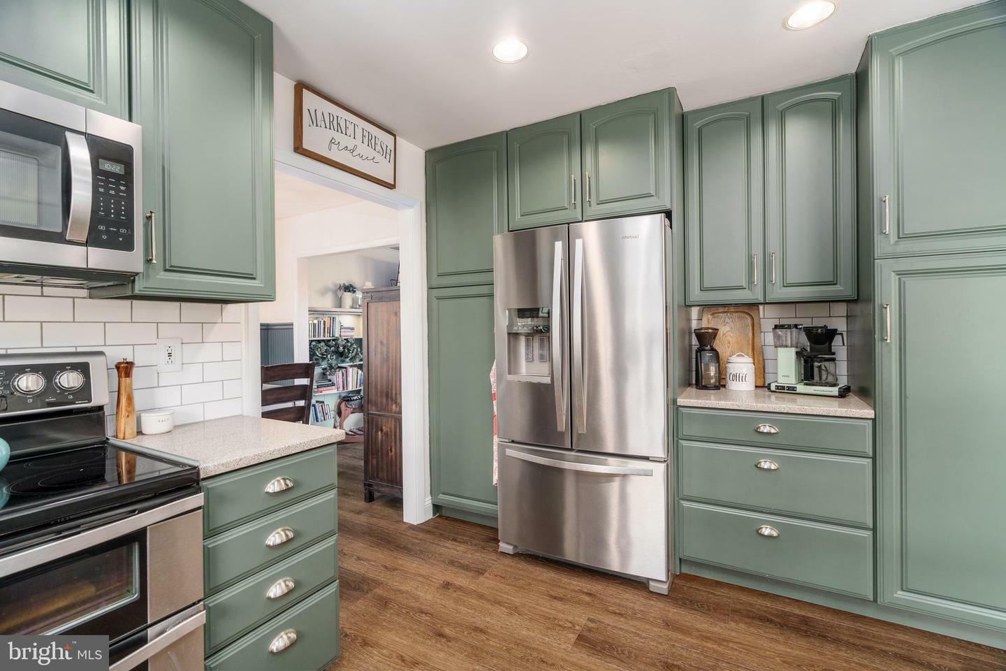 Property Photo: 2 Millcreek Lane MD 21903