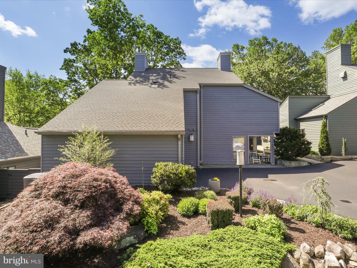 Property Photo: 11041 Solaridge Drive VA 20191