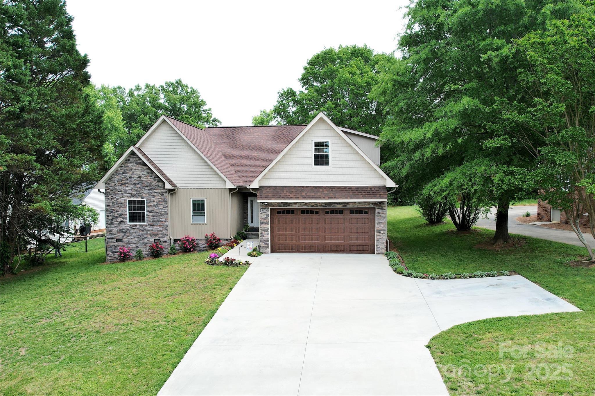 3670 9th Street Drive NE 96  Hickory NC 28601 photo