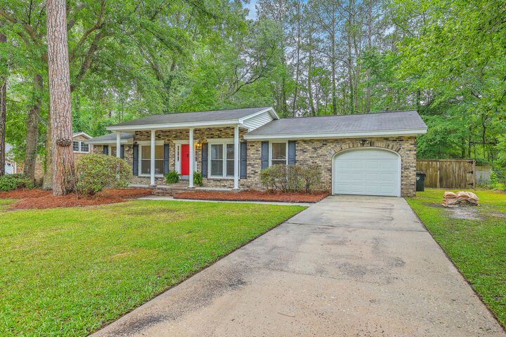 Property Photo:  206 Jimbo Road  SC 29485 
