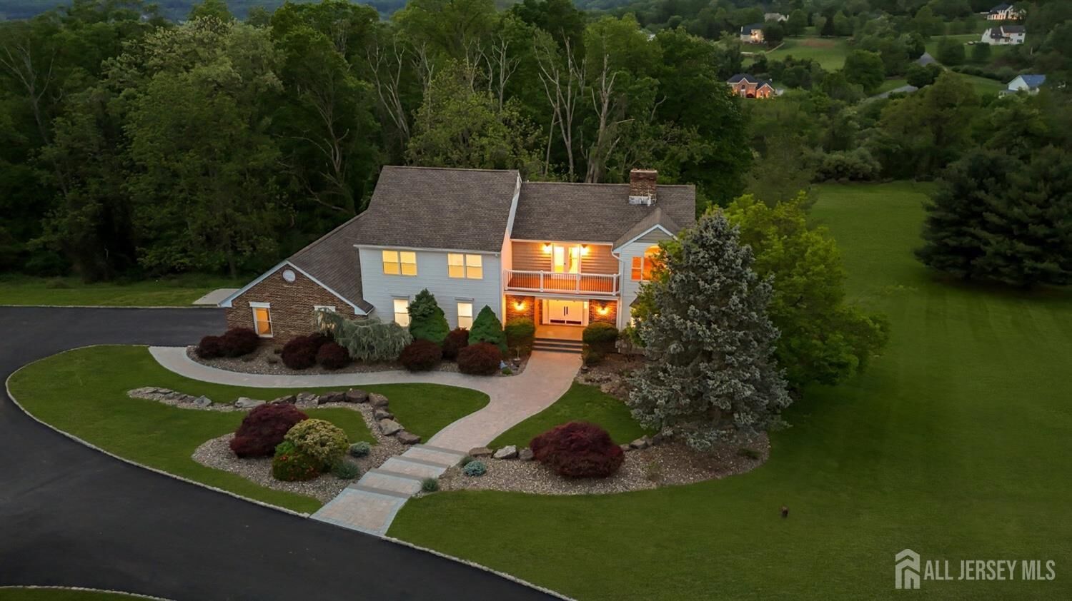 Property Photo:  152 Hickory Corner Road  NJ 08848 