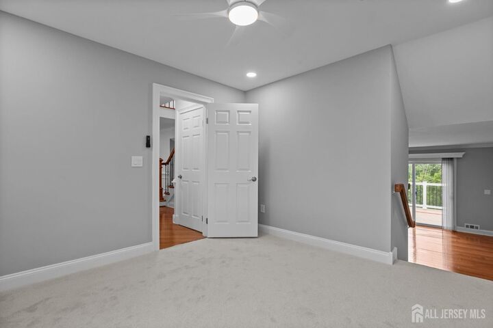 152 Hickory Corner Road  Alexandria NJ 08848 photo