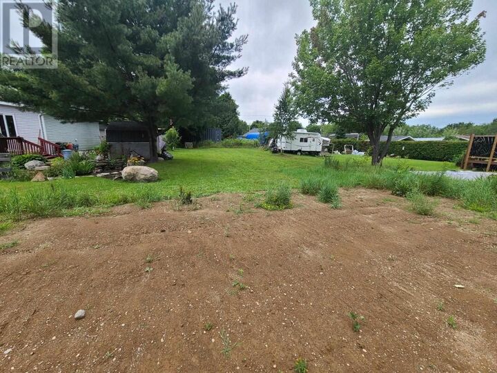 Property Photo:  206 Youngfox Rd  ON P0R 1B0 