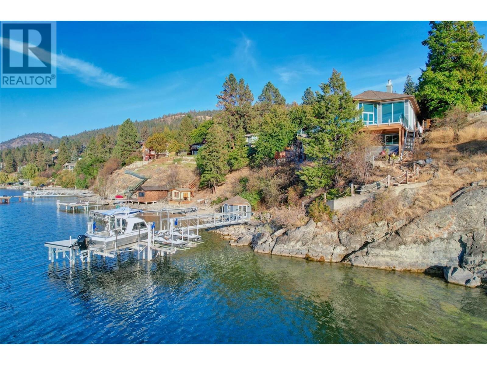 Photo de la propriété: 2100 Dewdney Road BC V1V 2C3