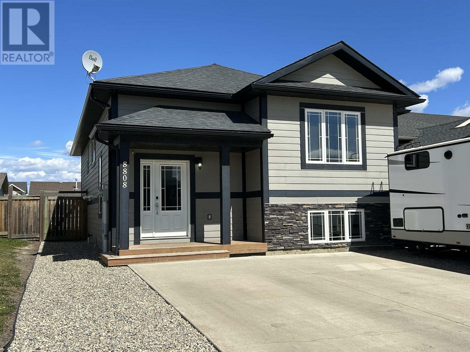 8808 113 Avenue  Fort St. John BC V1J 0E2 photo