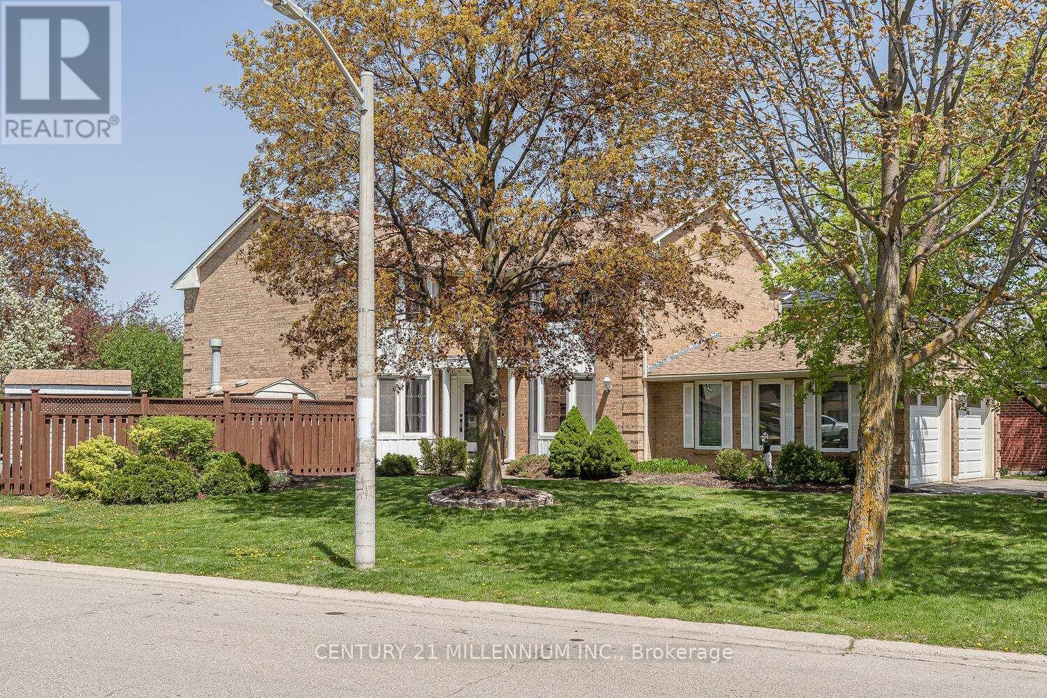 Property Photo: 82 Leander Street ON L6S 3M7