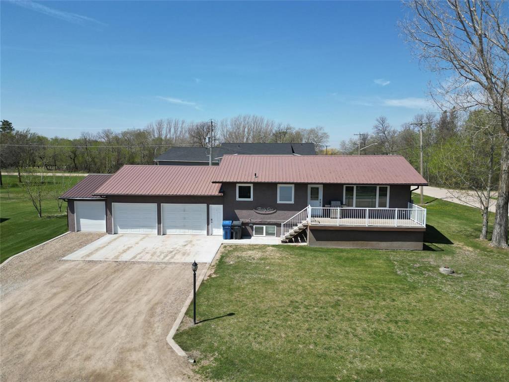 Property Photo: 31 Augusta Drive MB R0K 1G0