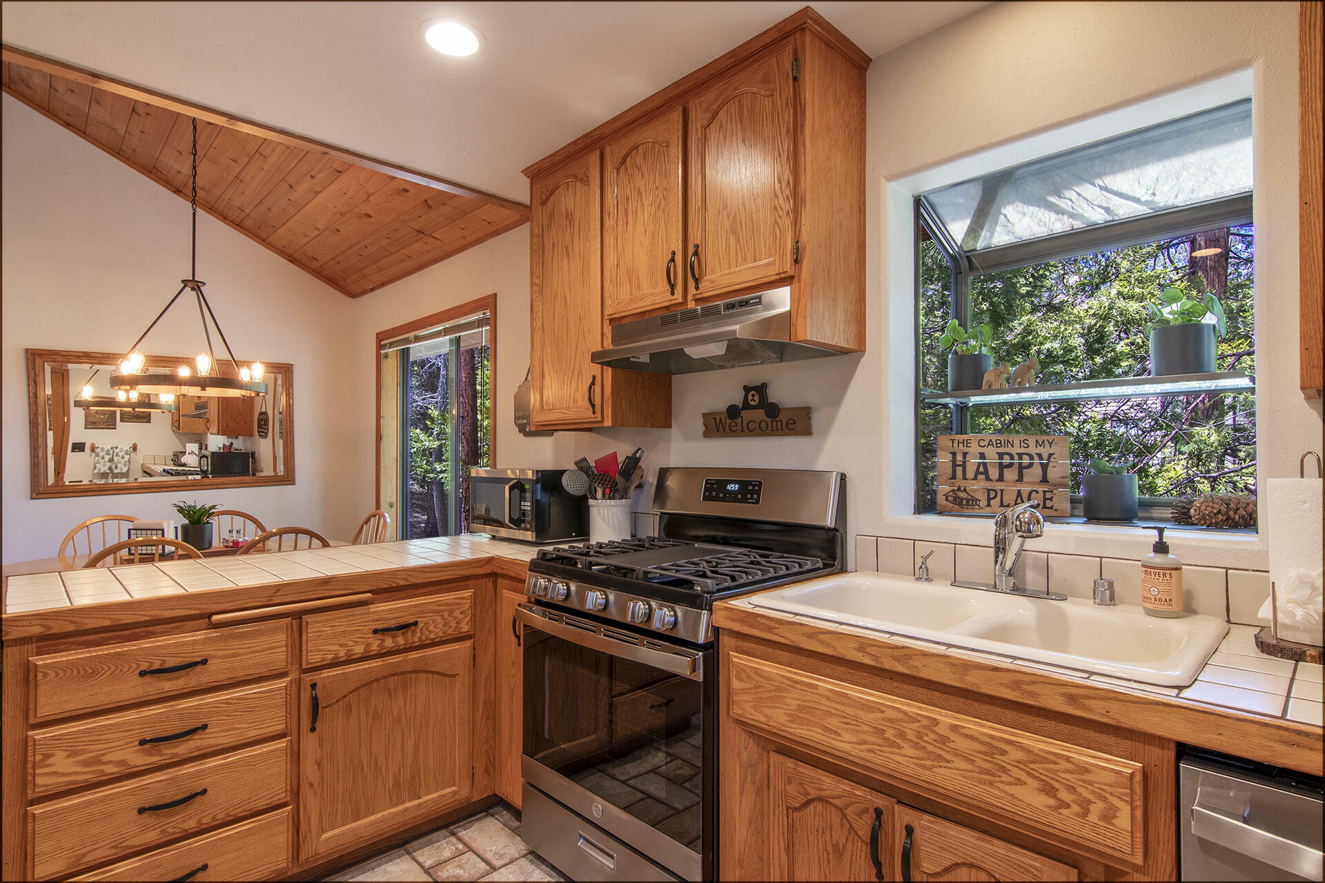 Property Photo:  24561 Lakeview Drive  CA 92549 