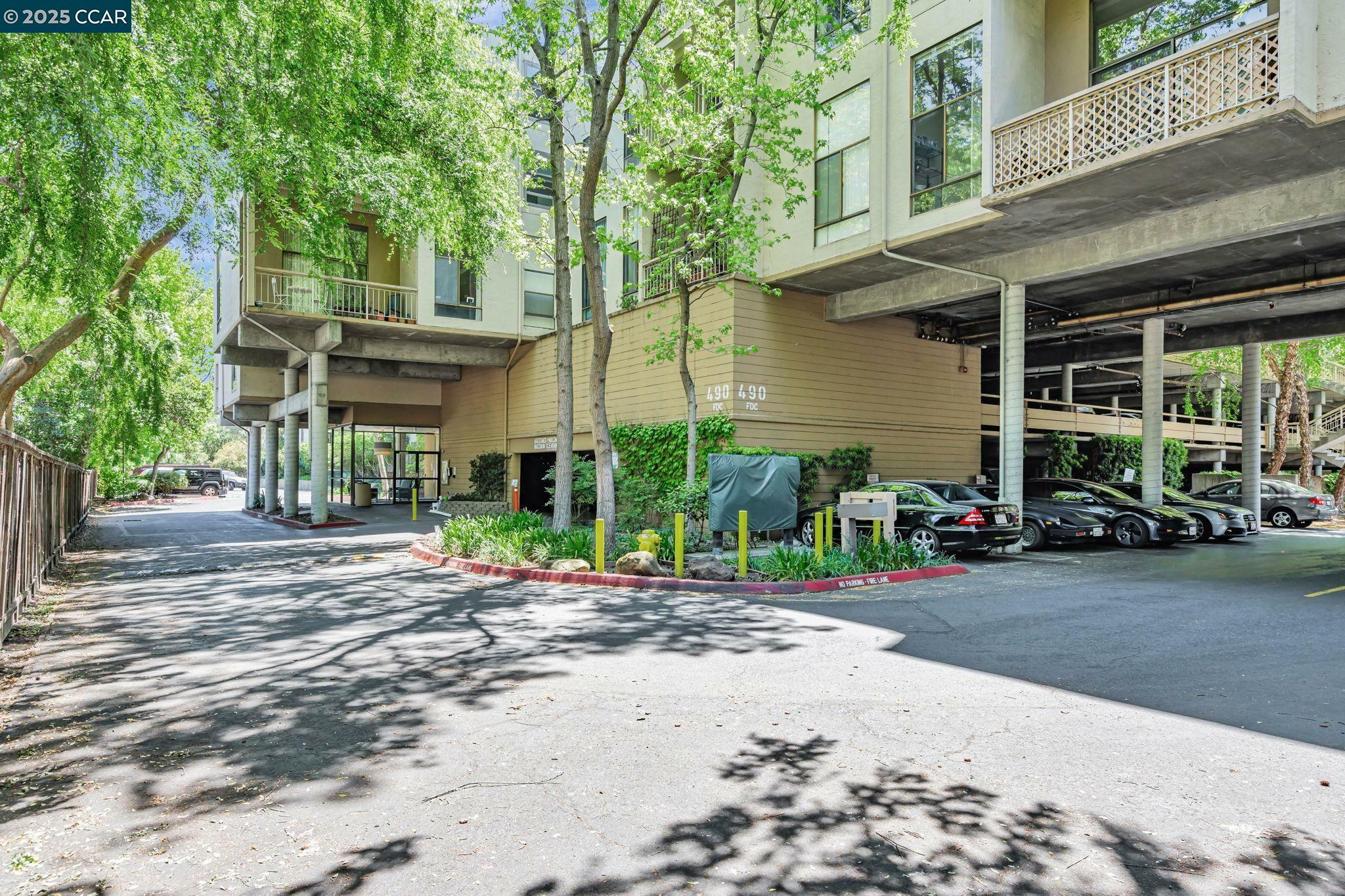 490 N Civic Drive 101  Walnut Creek CA 94596 photo