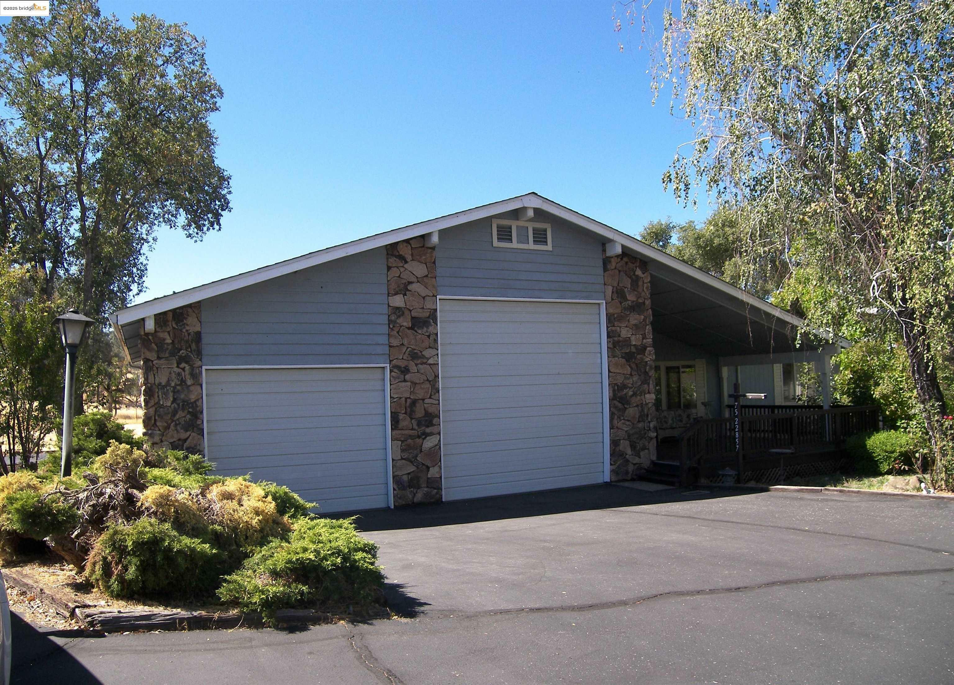 22857 Rolling Woods Dr.  Groveland CA 95321 photo