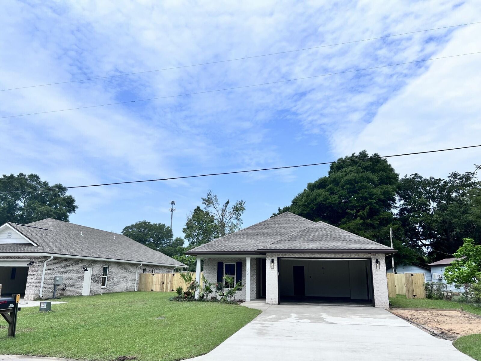 Property Photo: 1442 Cat Mar Road FL 32578