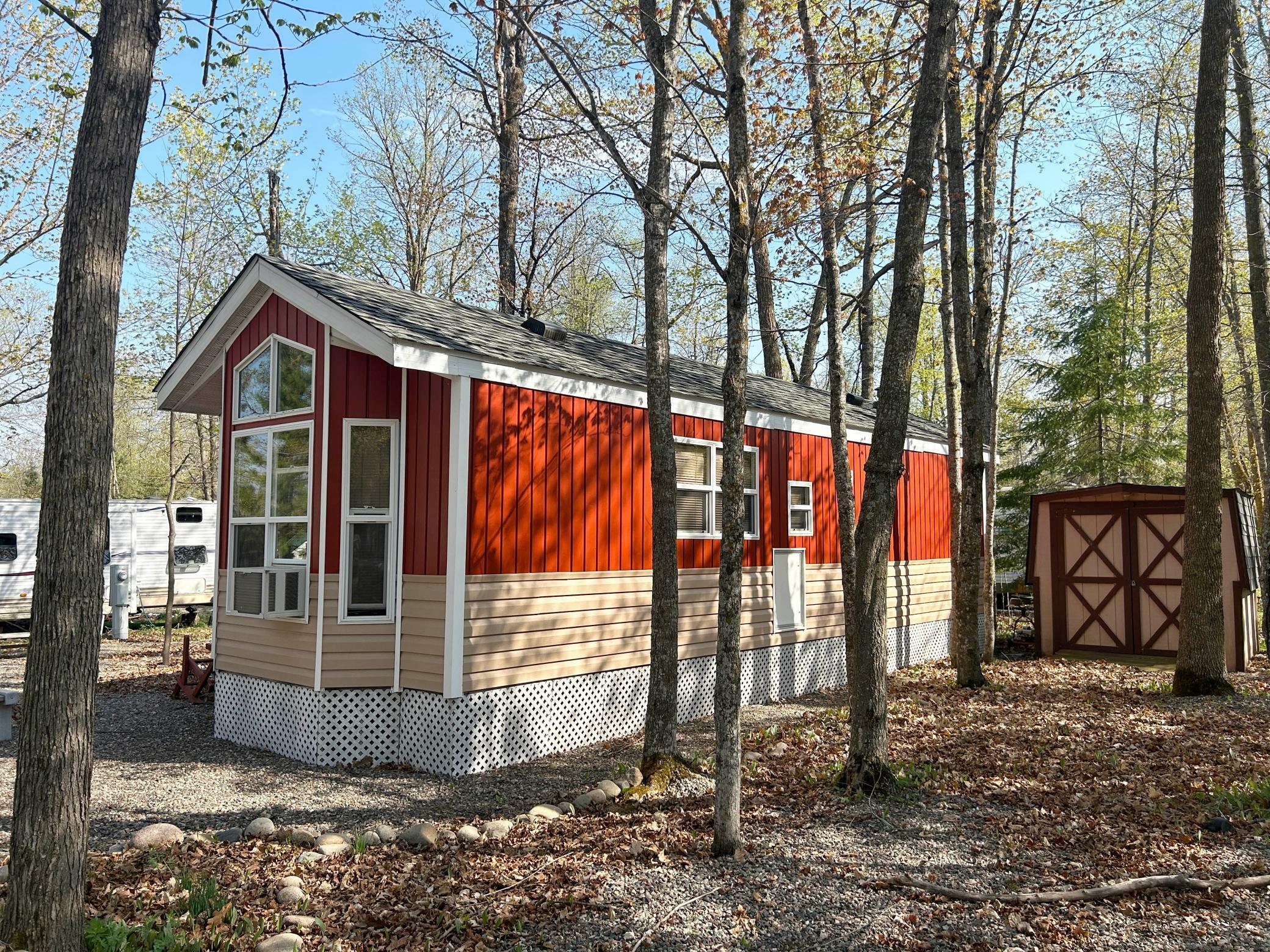 Property Photo:  L3-4 B6 London Town  MN 56431 