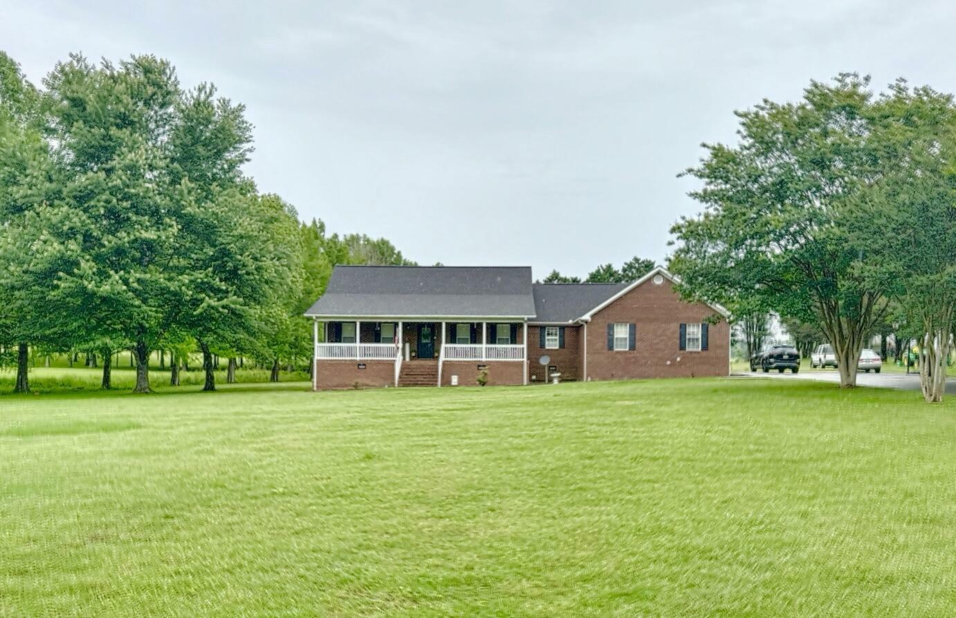 Property Photo: 590 County AL 35772