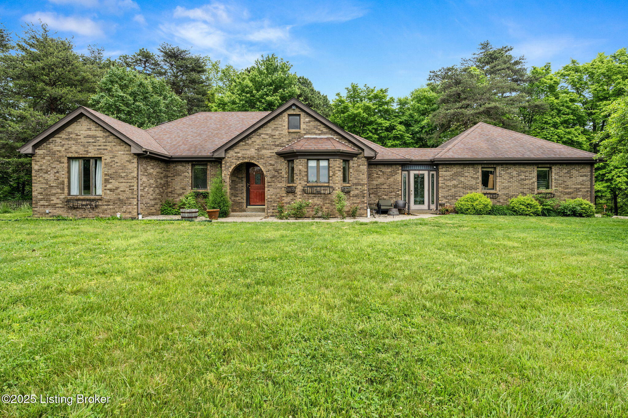 1093 W Bryan Rd  Elizabethtown KY 42701 photo