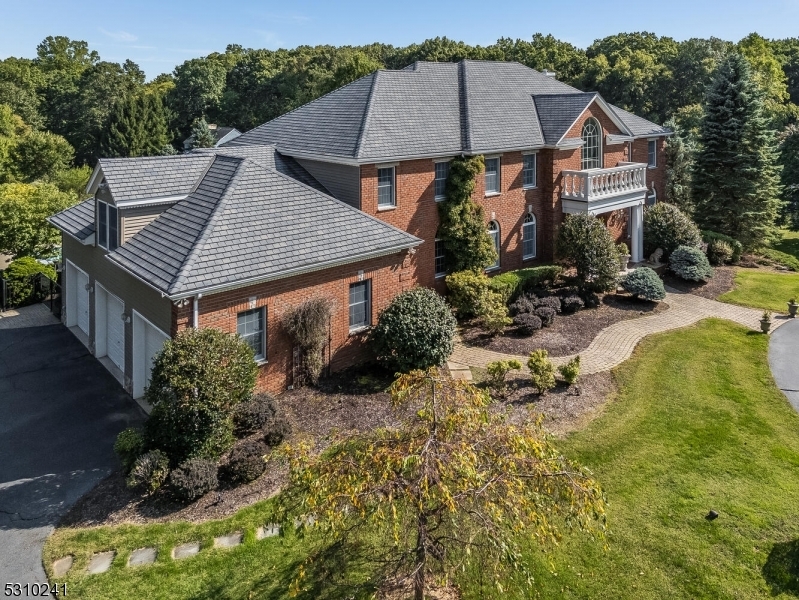 Property Photo: 4 Hook Mountain Dr NJ 08801