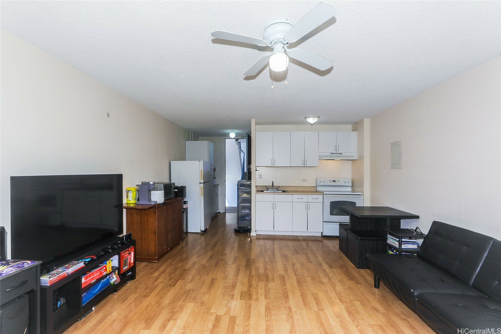 1718 Anapuni Street 205  Honolulu HI 96822 photo