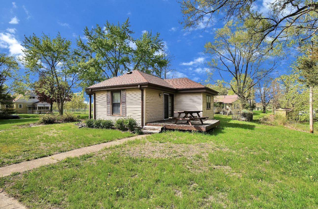 Property Photo: 1326 Barclay IA 50703