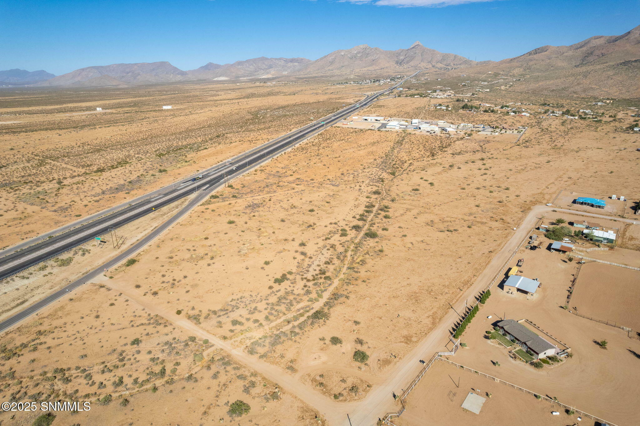 Property Photo: 4404 Echidna Avenue NM 88011