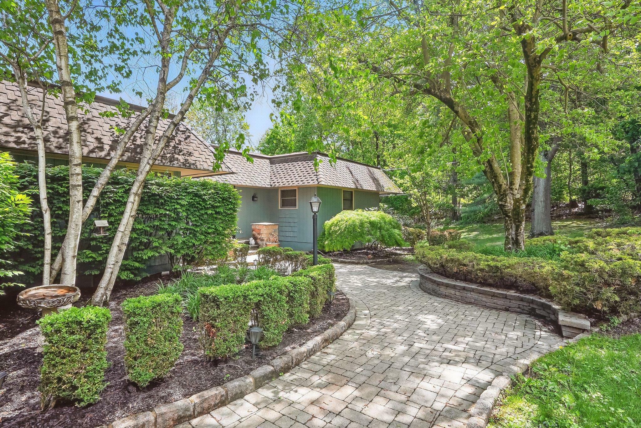 Property Photo: 140 Powelton Circle NY 12550