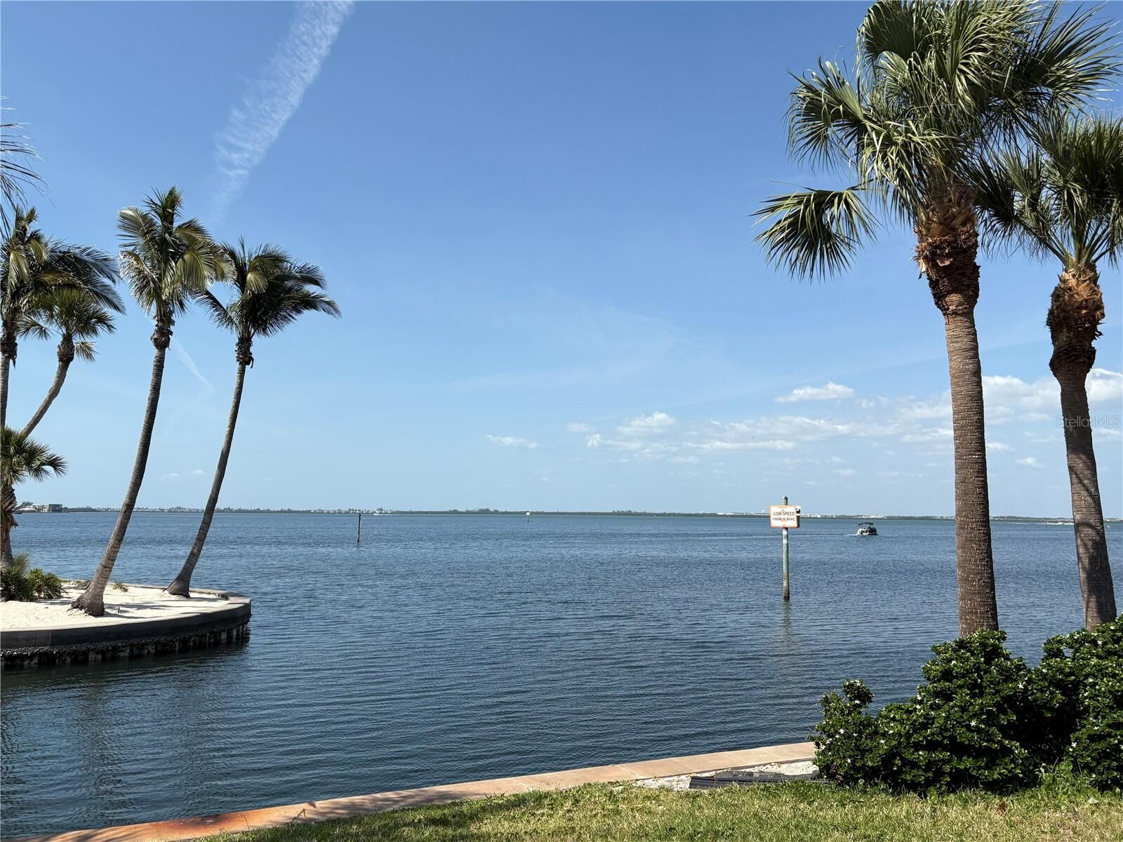 Property Photo: 4968 Gulf Of Mexico Drive Villa 22 FL 34228