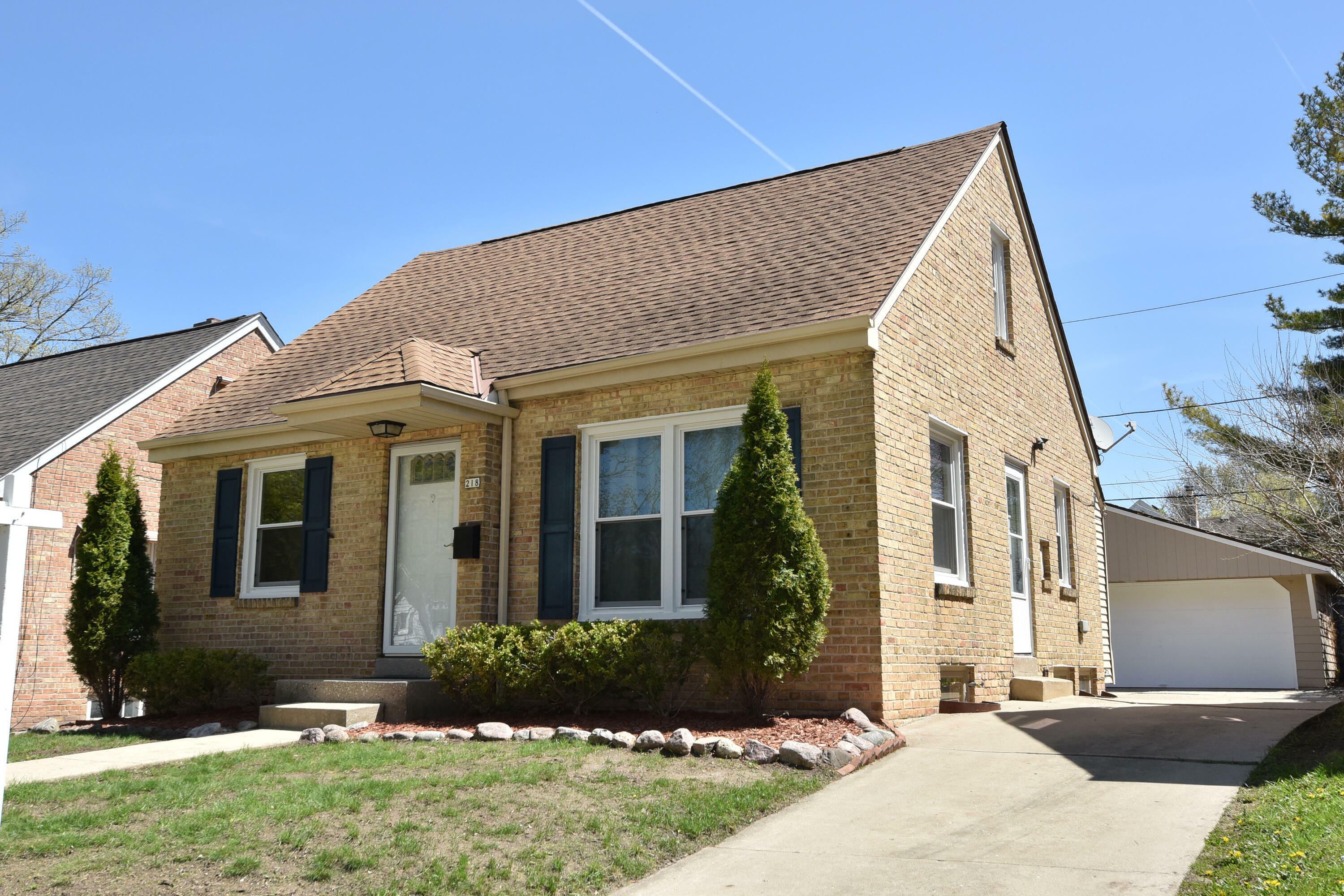 218 N 79th St  Milwaukee WI 53213 photo