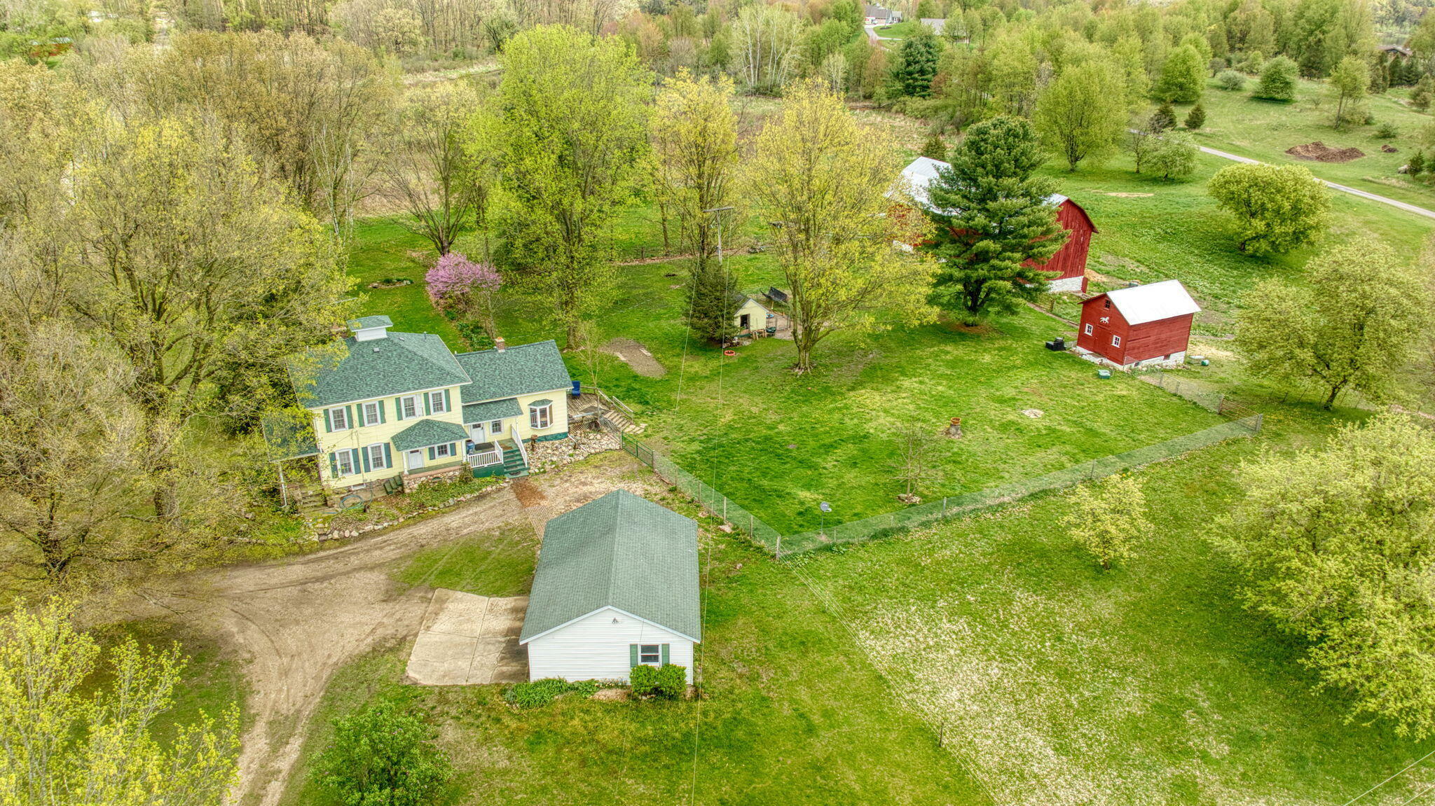 Property Photo: 23000 Hutchinson Road MI 49017