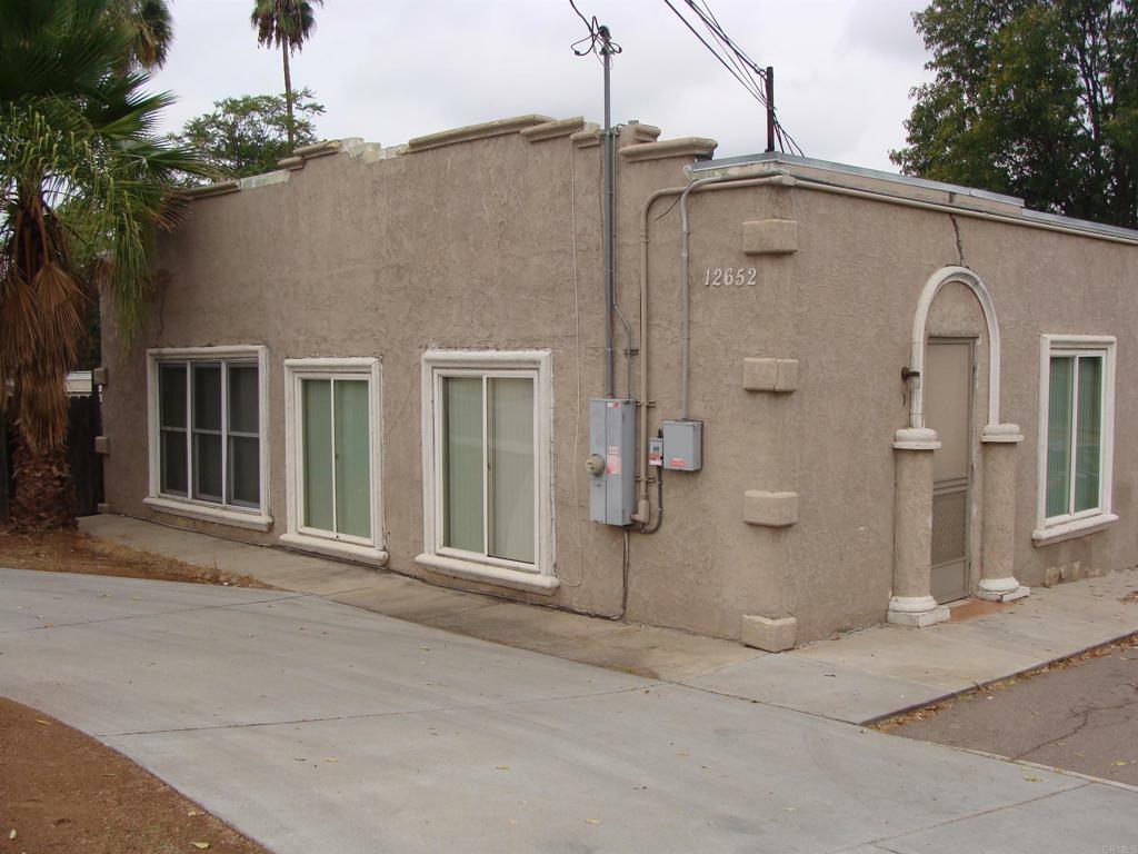 Property Photo: 12652 Julian Ave CA 92040