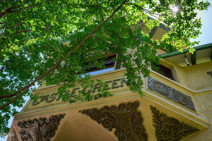 Property Photo:  99 S Raymond Avenue 409  CA 91105 