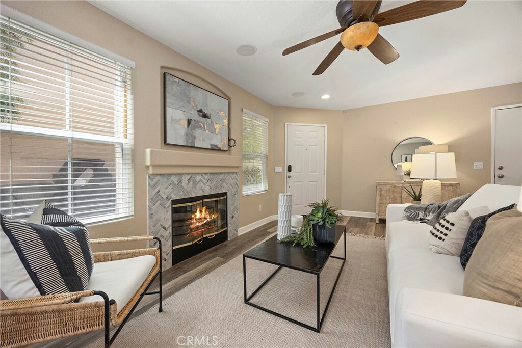 Property Photo:  1534 Rowan Gln  CA 92025 