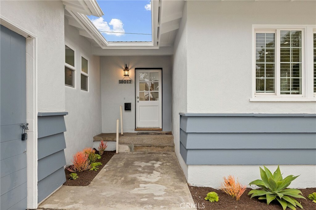 Property Photo: 18017 Glenburn Avenue CA 90504