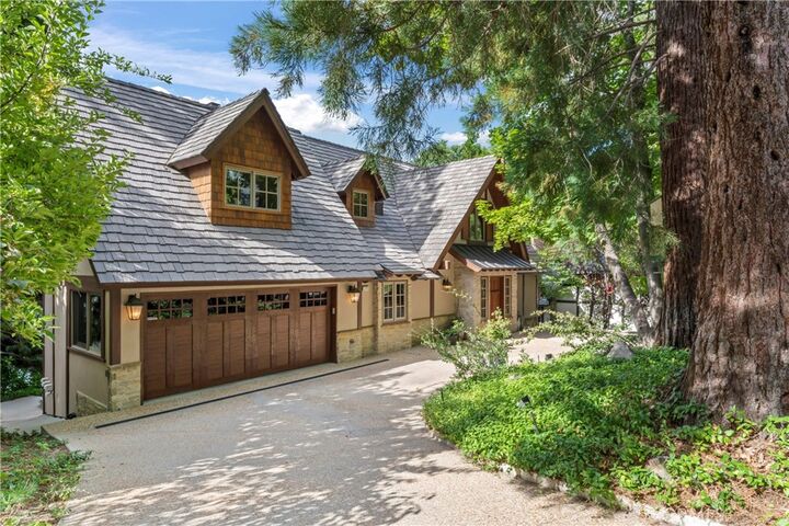 Property Photo: 27913 Peninsula Drive S CA 92352